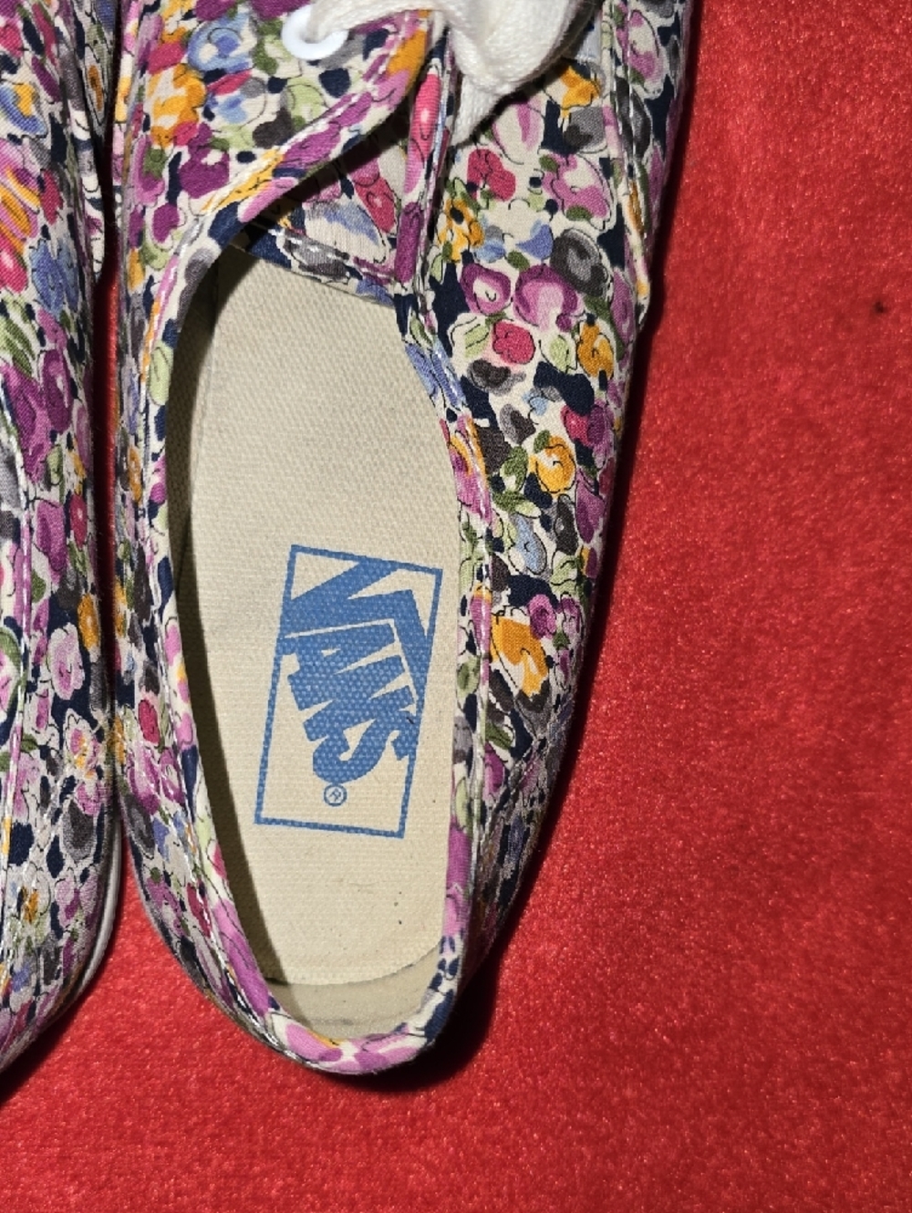 Vans Floral Canvas Low-Top Sneakers in Pink, Purple, Yellow and Cream - Picture 2 of 6
